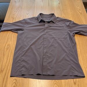 Arc’teryx Mens button up XL